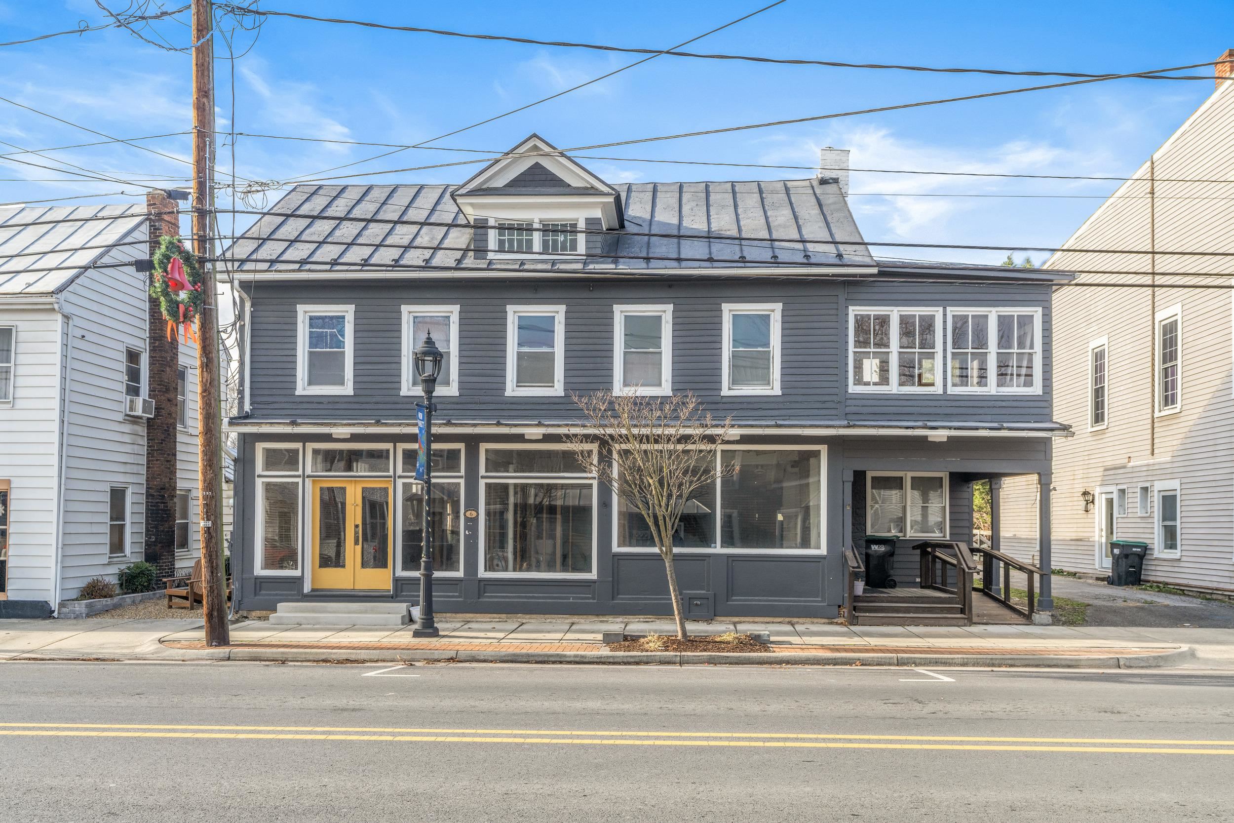 9365 N CONGRESS ST, NEW MARKET, Virginia 22844, ,Commercial,9365 N CONGRESS ST,671958 MLS # 671958