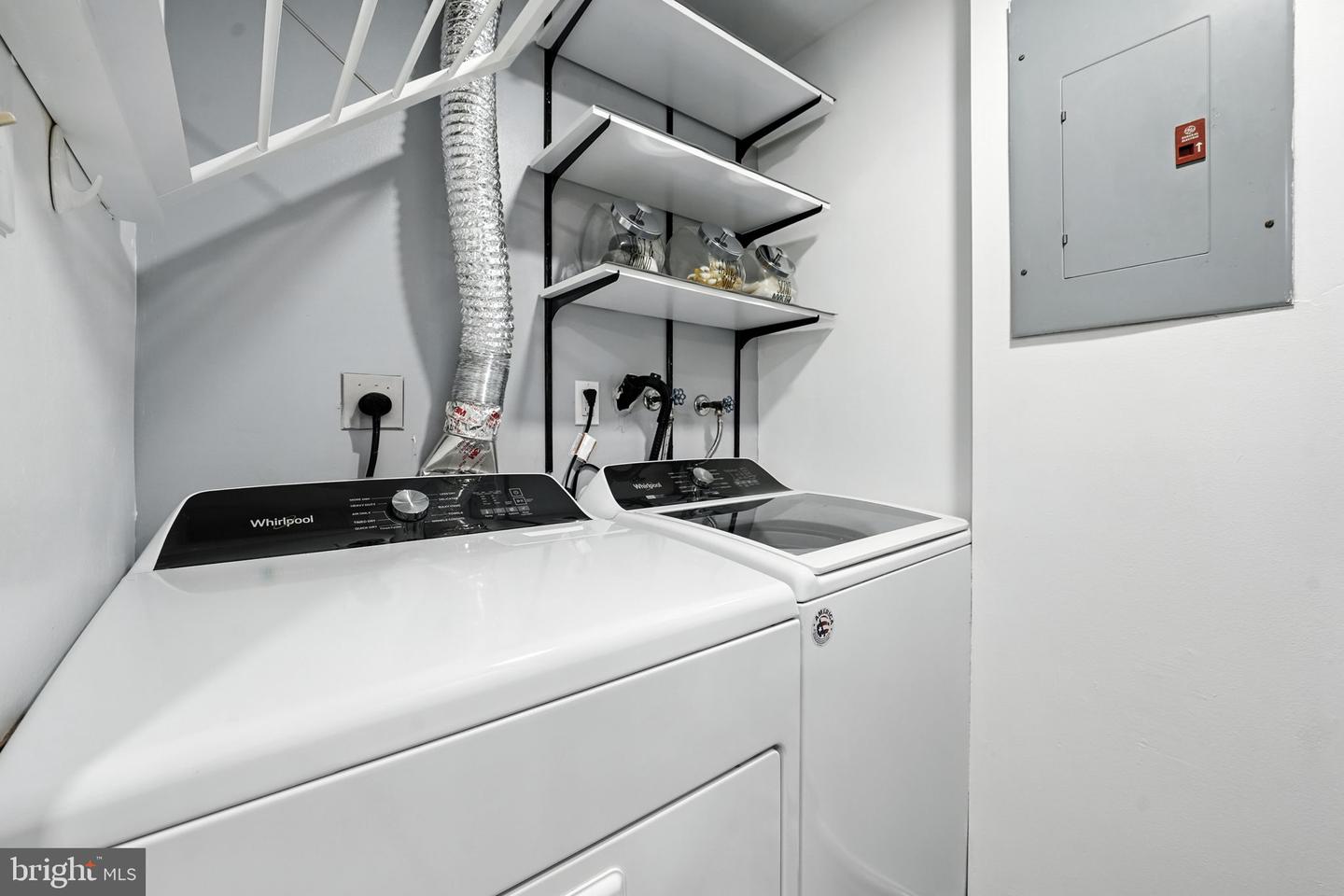 8380-E BROCKHAM DR #29/80E, ALEXANDRIA, Virginia 22309, 2 Bedrooms Bedrooms, ,2 BathroomsBathrooms,Residential,For sale,8380-E BROCKHAM DR #29/80E,VAFX2259602 MLS # VAFX2259602