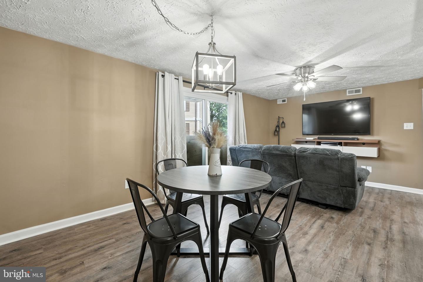 8380-E BROCKHAM DR #29/80E, ALEXANDRIA, Virginia 22309, 2 Bedrooms Bedrooms, ,2 BathroomsBathrooms,Residential,For sale,8380-E BROCKHAM DR #29/80E,VAFX2259602 MLS # VAFX2259602