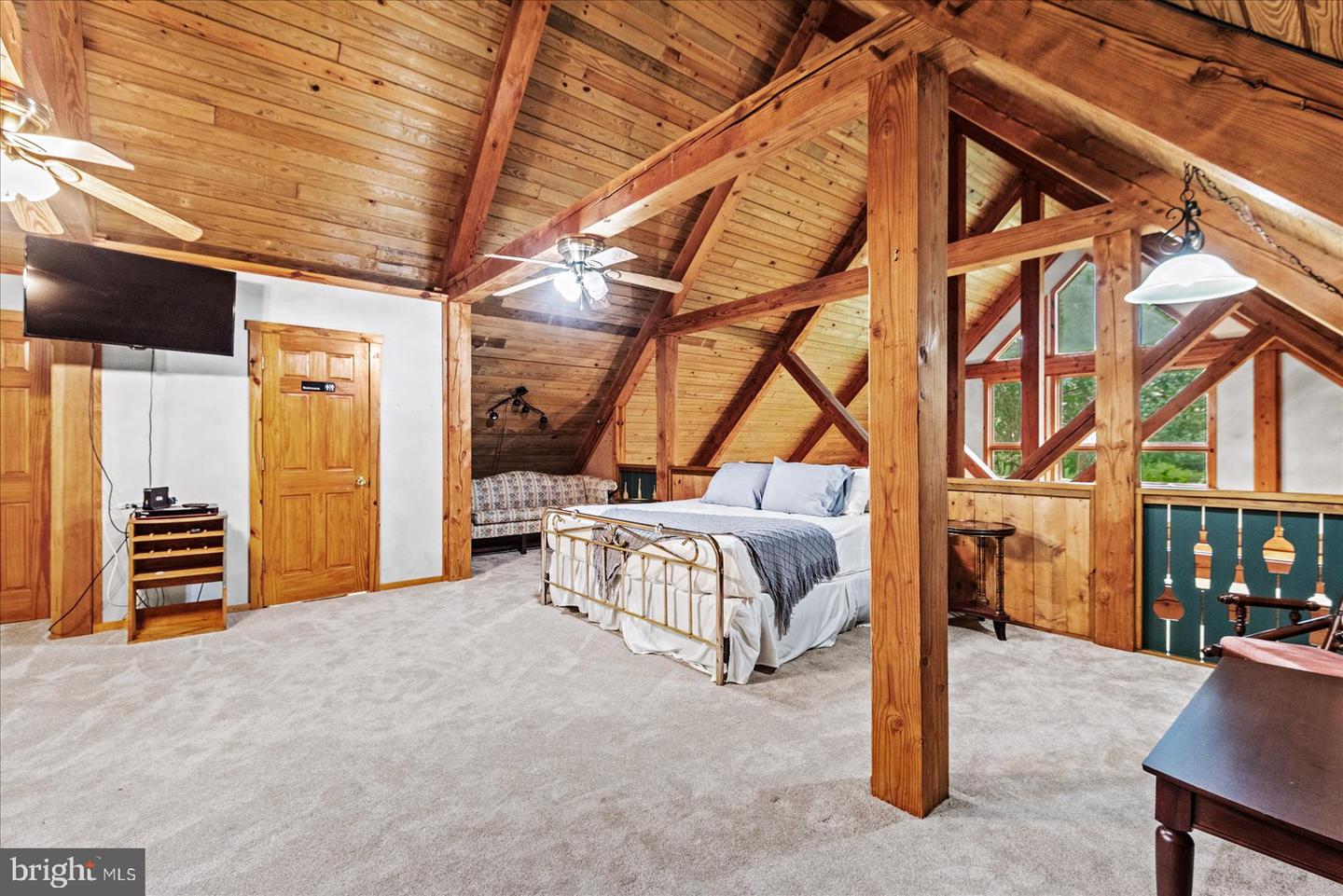 8215 OAK CREST DR, KING GEORGE, Virginia 22485, 1 Bedroom Bedrooms, ,1 BathroomBathrooms,Residential,For sale,8215 OAK CREST DR,VAKG2006772 MLS # VAKG2006772