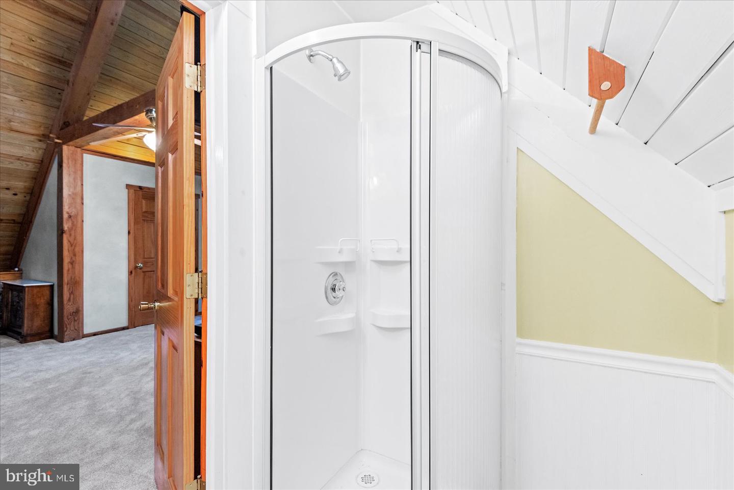 8215 OAK CREST DR, KING GEORGE, Virginia 22485, 1 Bedroom Bedrooms, ,1 BathroomBathrooms,Residential,For sale,8215 OAK CREST DR,VAKG2006772 MLS # VAKG2006772