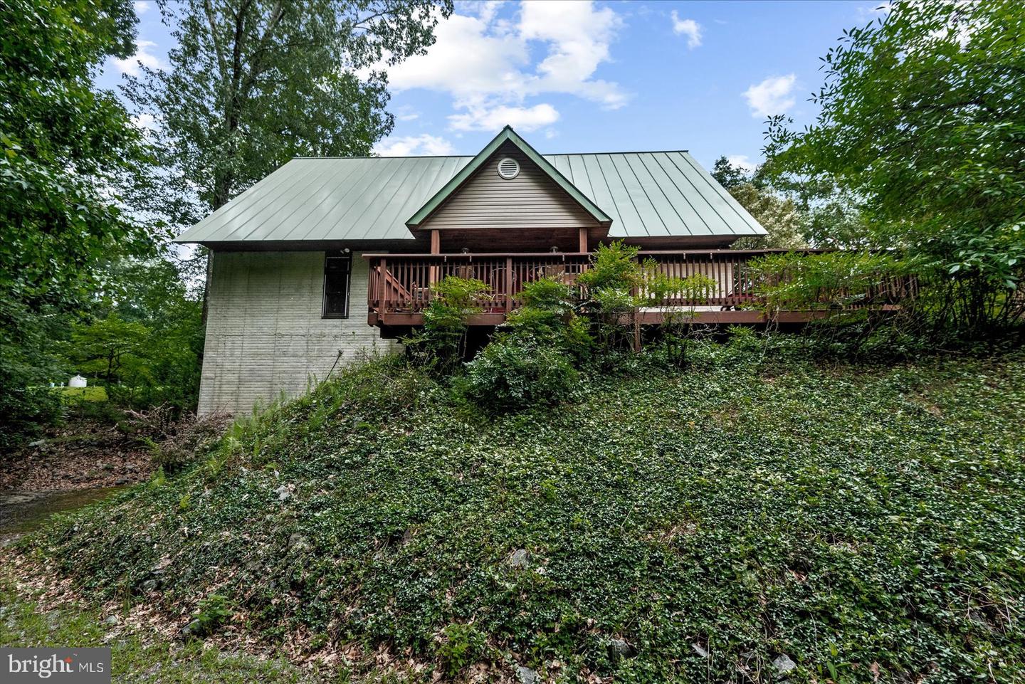 8215 OAK CREST DR, KING GEORGE, Virginia 22485, 1 Bedroom Bedrooms, ,1 BathroomBathrooms,Residential,For sale,8215 OAK CREST DR,VAKG2006772 MLS # VAKG2006772