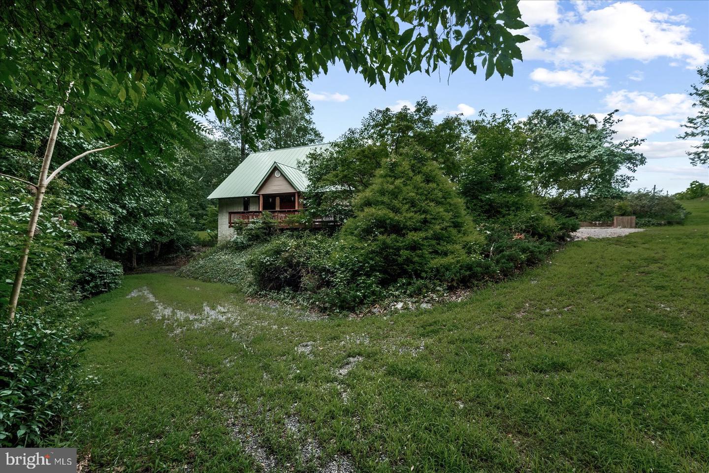 8215 OAK CREST DR, KING GEORGE, Virginia 22485, 1 Bedroom Bedrooms, ,1 BathroomBathrooms,Residential,For sale,8215 OAK CREST DR,VAKG2006772 MLS # VAKG2006772