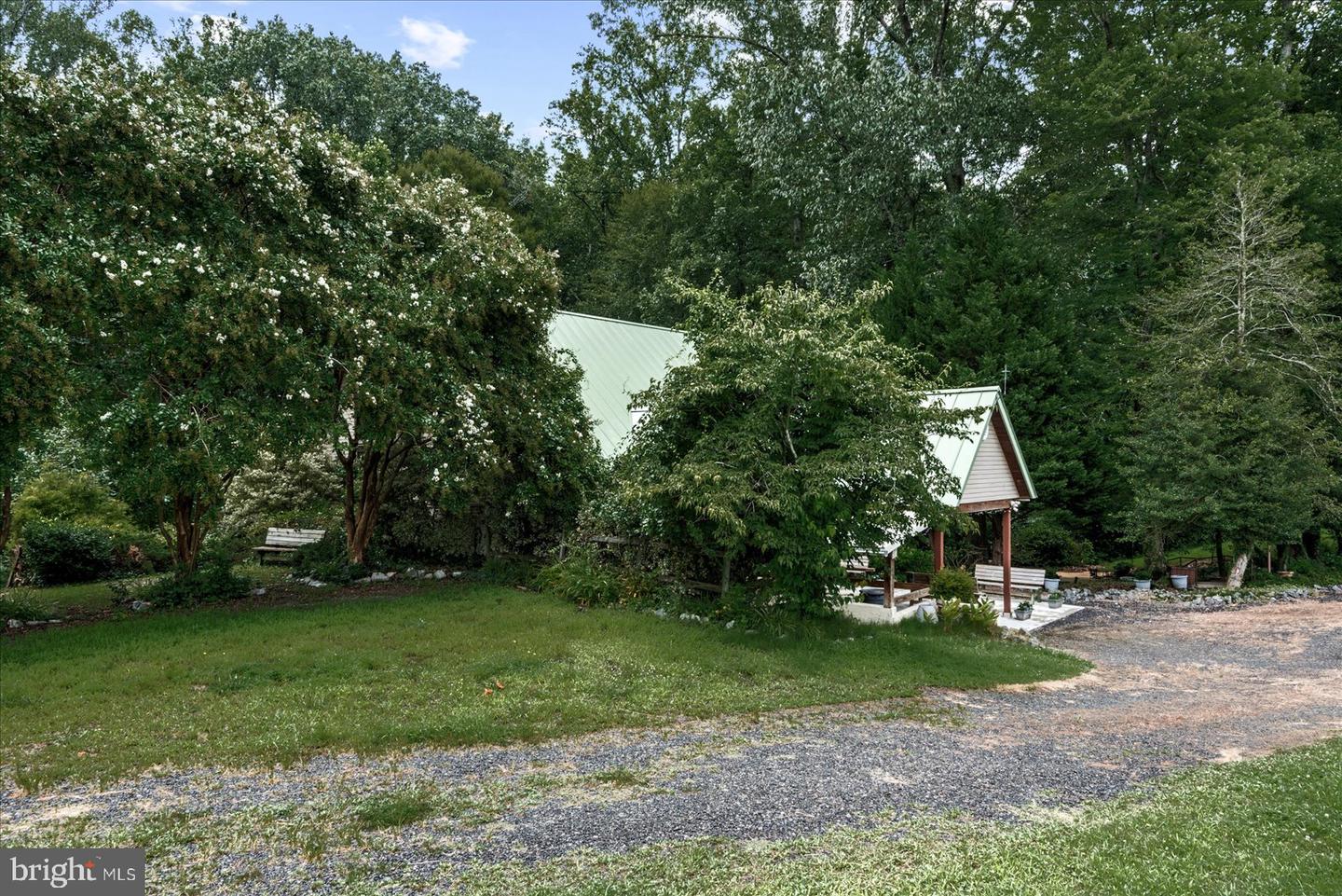 8215 OAK CREST DR, KING GEORGE, Virginia 22485, 1 Bedroom Bedrooms, ,1 BathroomBathrooms,Residential,For sale,8215 OAK CREST DR,VAKG2006772 MLS # VAKG2006772