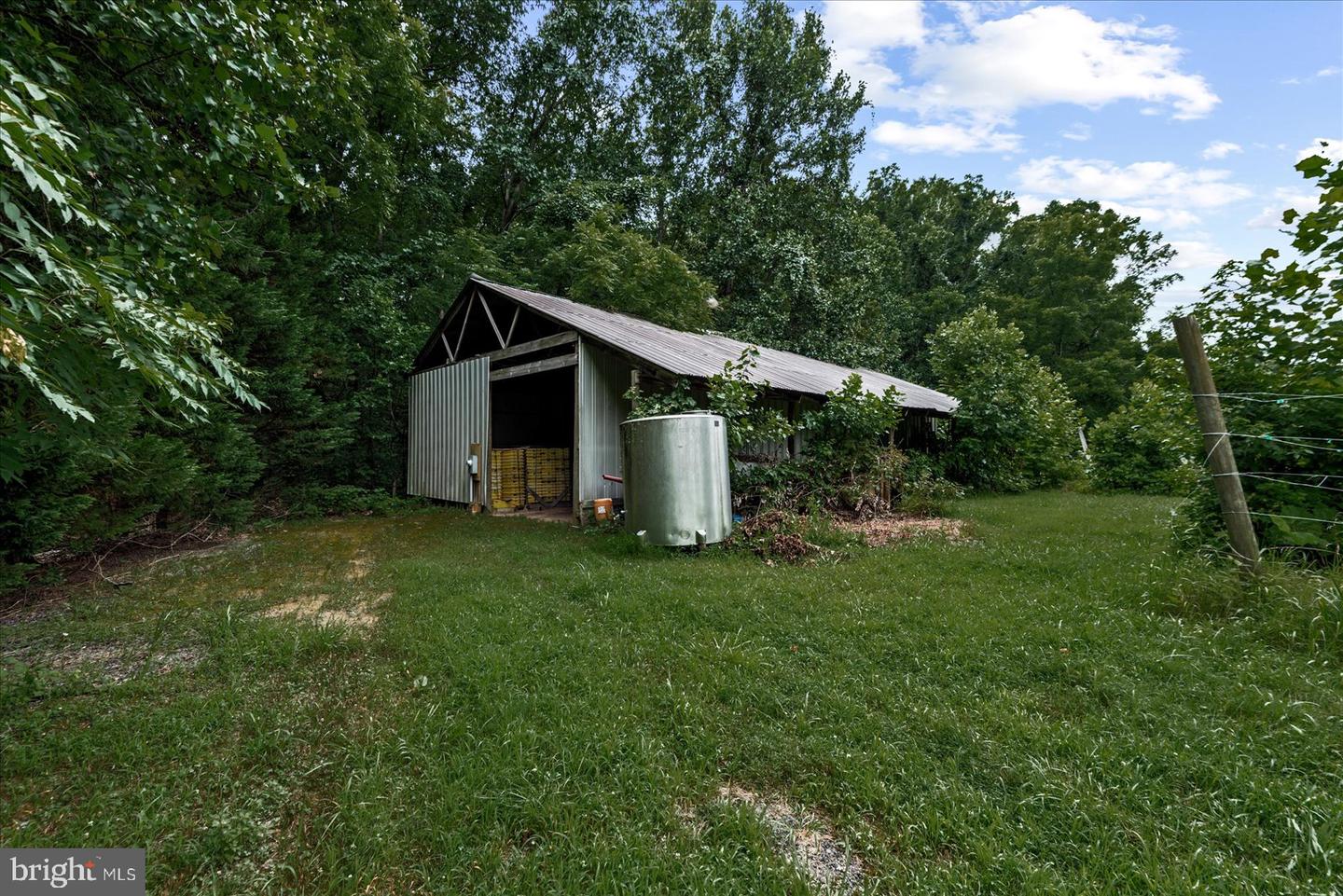 8215 OAK CREST DR, KING GEORGE, Virginia 22485, 1 Bedroom Bedrooms, ,1 BathroomBathrooms,Residential,For sale,8215 OAK CREST DR,VAKG2006772 MLS # VAKG2006772