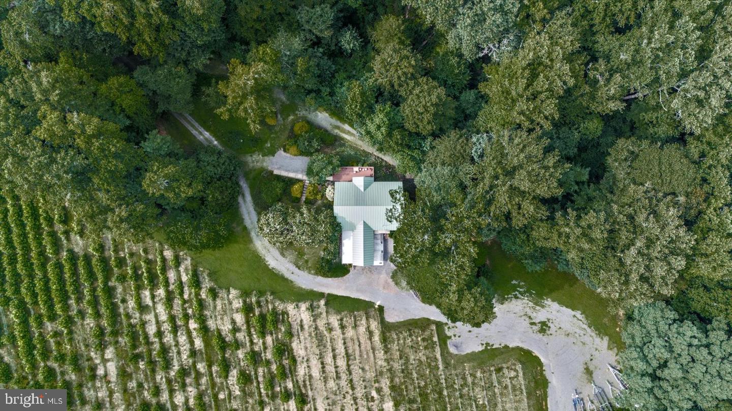 8215 OAK CREST DR, KING GEORGE, Virginia 22485, 1 Bedroom Bedrooms, ,1 BathroomBathrooms,Residential,For sale,8215 OAK CREST DR,VAKG2006772 MLS # VAKG2006772