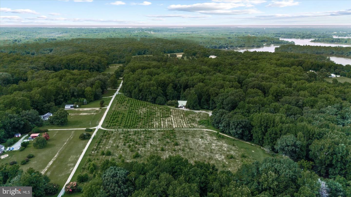 8215 OAK CREST DR, KING GEORGE, Virginia 22485, 1 Bedroom Bedrooms, ,1 BathroomBathrooms,Residential,For sale,8215 OAK CREST DR,VAKG2006772 MLS # VAKG2006772