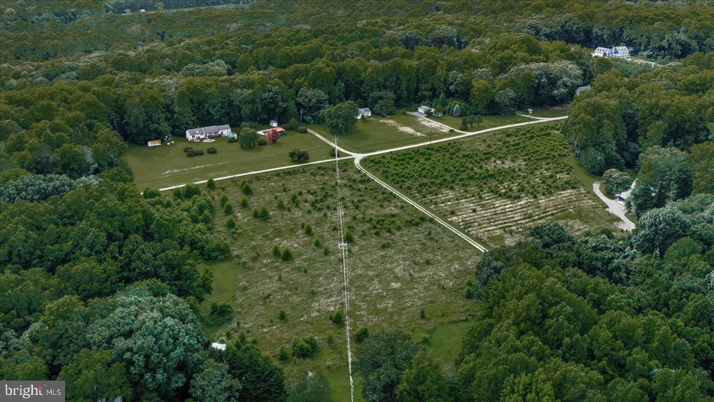 8215 OAK CREST DR, KING GEORGE, Virginia 22485, 1 Bedroom Bedrooms, ,1 BathroomBathrooms,Residential,For sale,8215 OAK CREST DR,VAKG2006772 MLS # VAKG2006772