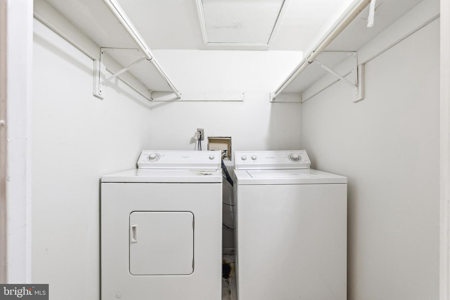 2609 WAGON DR #354, ALEXANDRIA, Virginia 22303, 2 Bedrooms Bedrooms, ,1 BathroomBathrooms,Residential,For sale,2609 WAGON DR #354,VAFX2265430 MLS # VAFX2265430 2609 WAGON DR #354, ALEXANDRIA, Virginia 22303, 2 Bedrooms Bedrooms, ,1 BathroomBathrooms,Residential,For sale,2609 WAGON DR #354,VAFX2265430 MLS # VAFX2265430