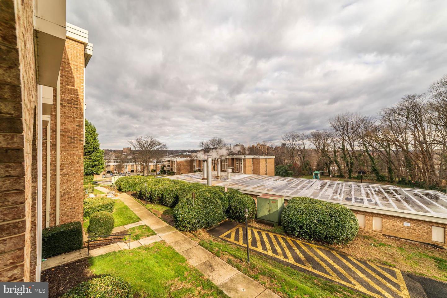 2609 WAGON DR #354, ALEXANDRIA, Virginia 22303, 2 Bedrooms Bedrooms, ,1 BathroomBathrooms,Residential,For sale,2609 WAGON DR #354,VAFX2265430 MLS # VAFX2265430 2609 WAGON DR #354, ALEXANDRIA, Virginia 22303, 2 Bedrooms Bedrooms, ,1 BathroomBathrooms,Residential,For sale,2609 WAGON DR #354,VAFX2265430 MLS # VAFX2265430