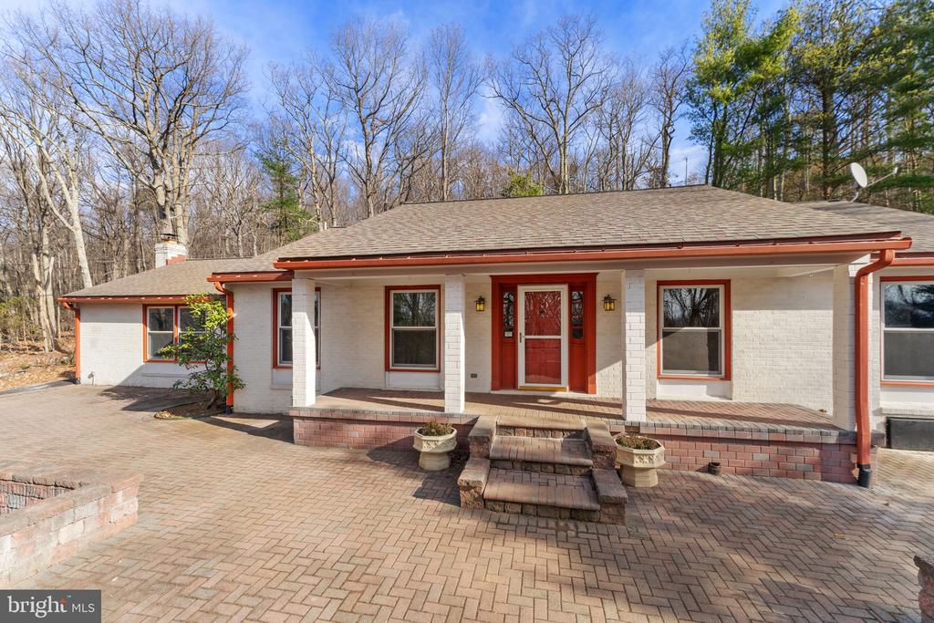 4119 BULL RUN MOUNTAIN RD, THE PLAINS, Virginia, 3 Bedrooms Bedrooms, ,2 BathroomsBathrooms,Residential,4119 BULL RUN MOUNTAIN RD,VAFQ2019784 MLS # VAFQ2019784 4119 BULL RUN MOUNTAIN RD, THE PLAINS, Virginia, 3 Bedrooms Bedrooms, ,2 BathroomsBathrooms,Residential,4119 BULL RUN MOUNTAIN RD,VAFQ2019784 MLS # VAFQ2019784