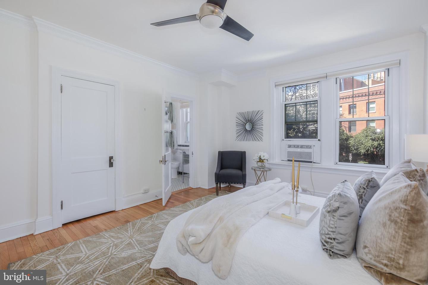 1954 COLUMBIA RD NW #201, WASHINGTON, District Of Columbia 20009, 3 Bedrooms Bedrooms, 5 Rooms Rooms,2 BathroomsBathrooms,Residential,For sale,1954 COLUMBIA RD NW #201,DCDC2224834 MLS # DCDC2224834 1954 COLUMBIA RD NW #201, WASHINGTON, District Of Columbia 20009, 3 Bedrooms Bedrooms, 5 Rooms Rooms,2 BathroomsBathrooms,Residential,For sale,1954 COLUMBIA RD NW #201,DCDC2224834 MLS # DCDC2224834