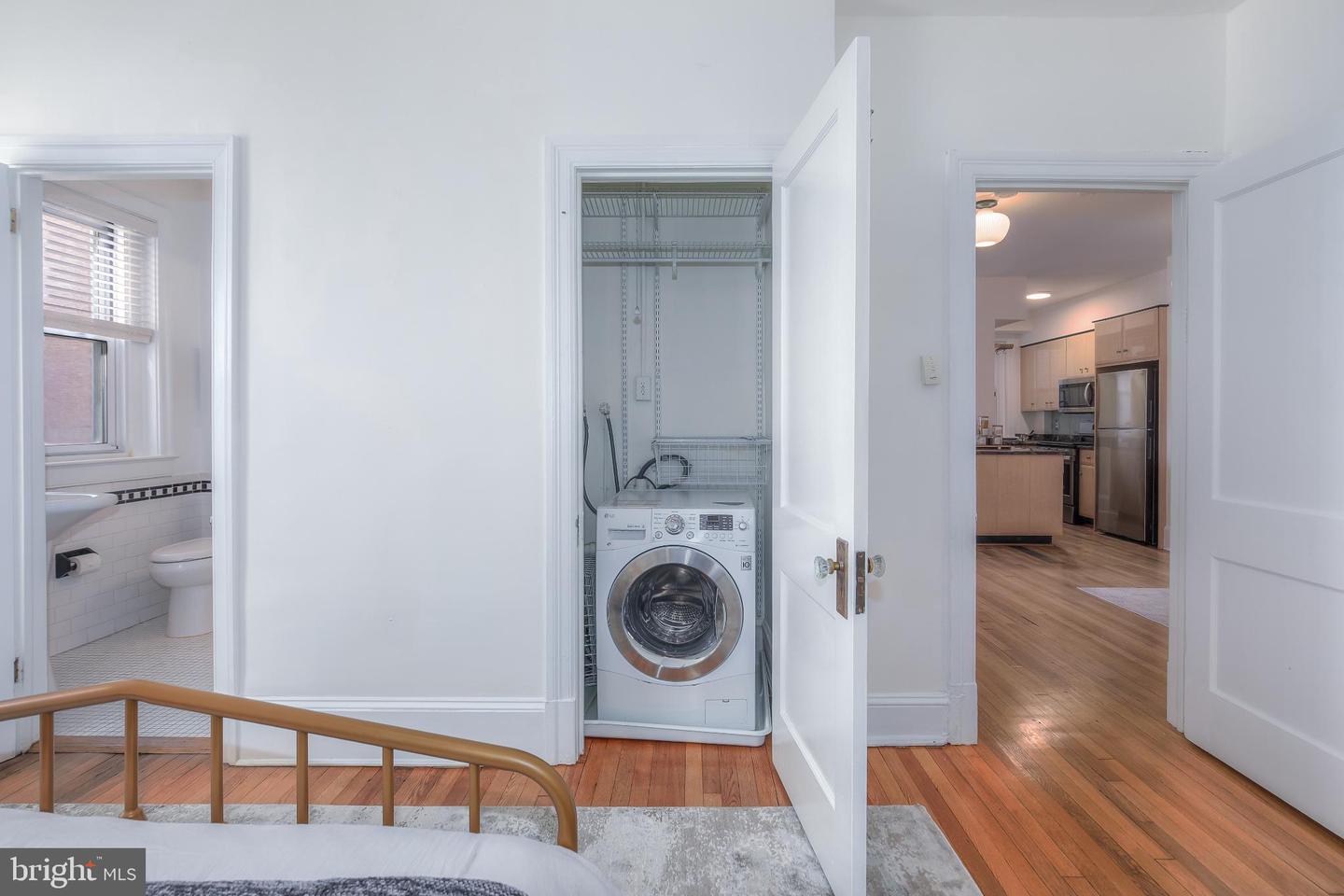 1954 COLUMBIA RD NW #201, WASHINGTON, District Of Columbia 20009, 3 Bedrooms Bedrooms, 5 Rooms Rooms,2 BathroomsBathrooms,Residential,For sale,1954 COLUMBIA RD NW #201,DCDC2224834 MLS # DCDC2224834 1954 COLUMBIA RD NW #201, WASHINGTON, District Of Columbia 20009, 3 Bedrooms Bedrooms, 5 Rooms Rooms,2 BathroomsBathrooms,Residential,For sale,1954 COLUMBIA RD NW #201,DCDC2224834 MLS # DCDC2224834