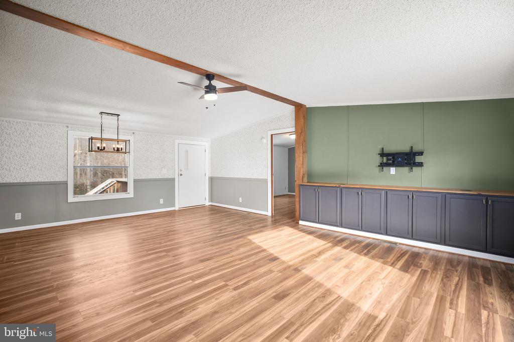 3109 DANBURY CIR, SPOTSYLVANIA, Virginia 22551, 3 Bedrooms Bedrooms, ,2 BathroomsBathrooms,Residential,3109 DANBURY CIR,VASP2038058 MLS # VASP2038058