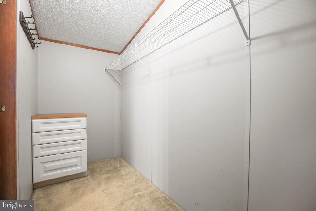 3109 DANBURY CIR, SPOTSYLVANIA, Virginia 22551, 3 Bedrooms Bedrooms, ,2 BathroomsBathrooms,Residential,3109 DANBURY CIR,VASP2038058 MLS # VASP2038058