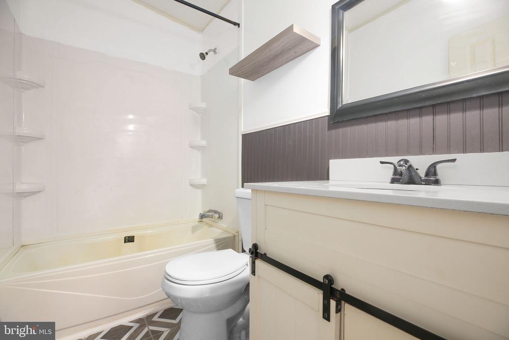 3109 DANBURY CIR, SPOTSYLVANIA, Virginia 22551, 3 Bedrooms Bedrooms, ,2 BathroomsBathrooms,Residential,3109 DANBURY CIR,VASP2038058 MLS # VASP2038058