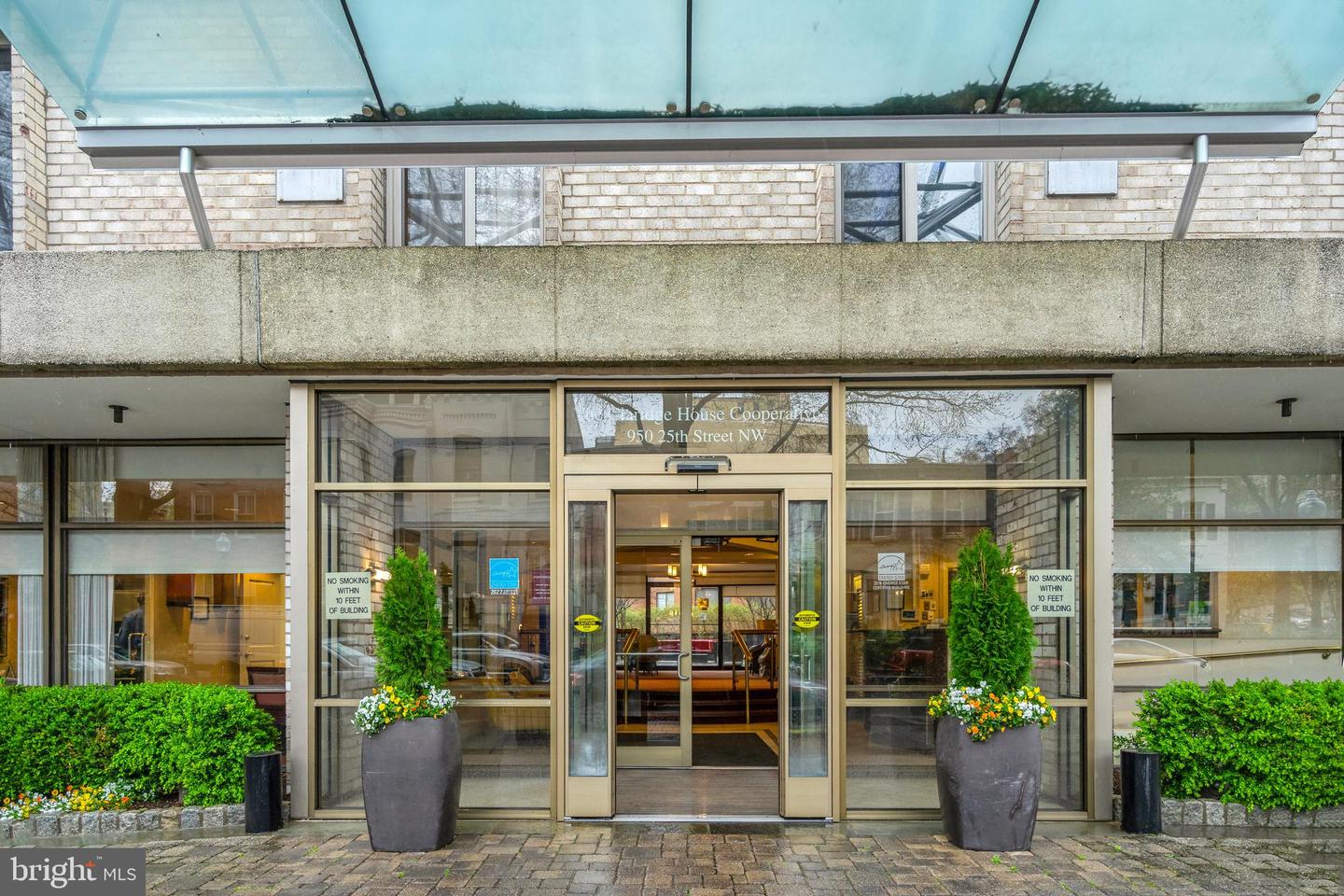 940 25TH ST NW #104-S, WASHINGTON, District Of Columbia 20037, ,1 BathroomBathrooms,Residential,For sale,940 25TH ST NW #104-S,DCDC2225544 MLS # DCDC2225544