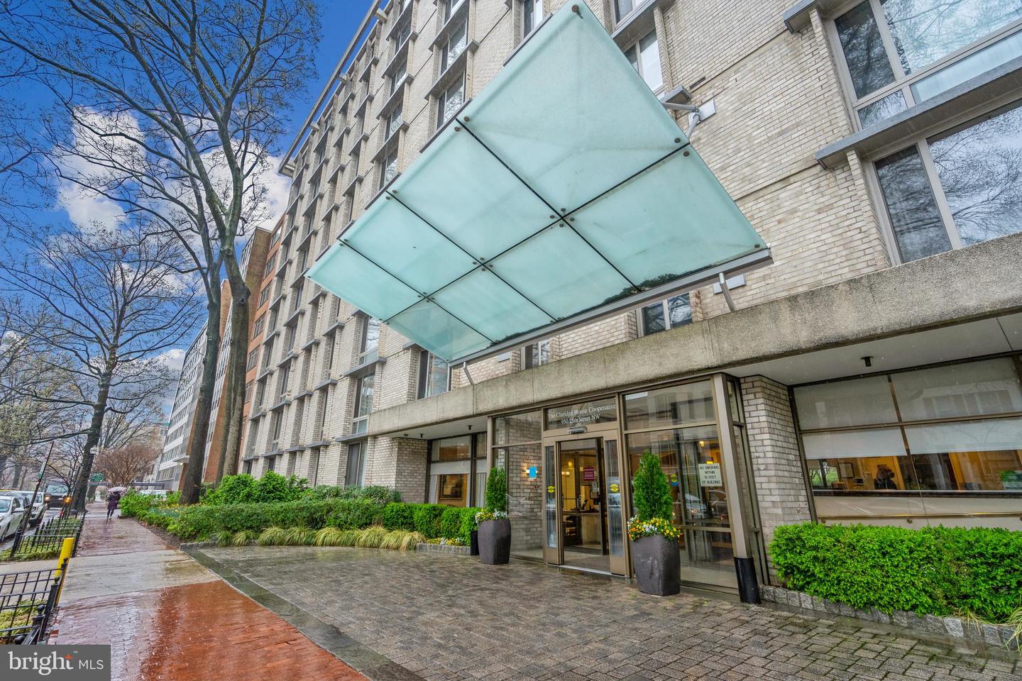 940 25TH ST NW #104-S, WASHINGTON, District Of Columbia 20037, ,1 BathroomBathrooms,Residential,For sale,940 25TH ST NW #104-S,DCDC2225544 MLS # DCDC2225544