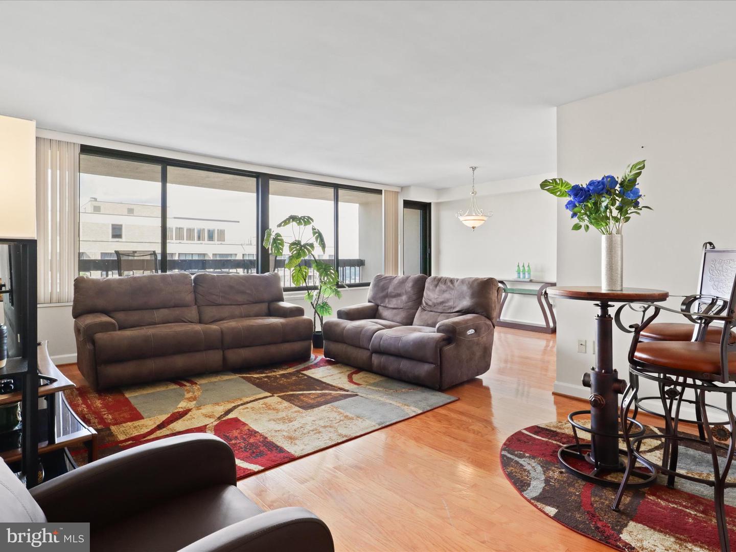 3705 S GEORGE MASON DR #2617S, FALLS CHURCH, Virginia 22041, 2 Bedrooms Bedrooms, 4 Rooms Rooms,2 BathroomsBathrooms,Residential,For sale,3705 S GEORGE MASON DR #2617S,VAFX2273044 MLS # VAFX2273044