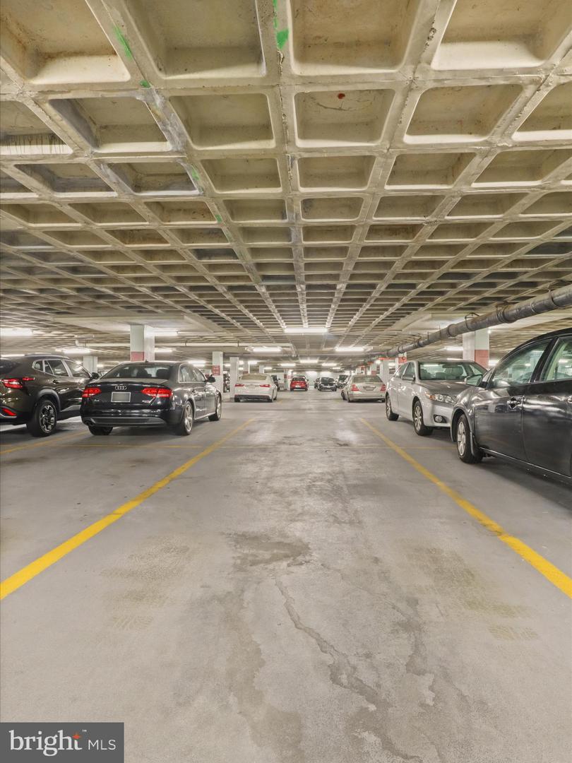 3705 S GEORGE MASON DR #2617S, FALLS CHURCH, Virginia 22041, 2 Bedrooms Bedrooms, 4 Rooms Rooms,2 BathroomsBathrooms,Residential,For sale,3705 S GEORGE MASON DR #2617S,VAFX2273044 MLS # VAFX2273044