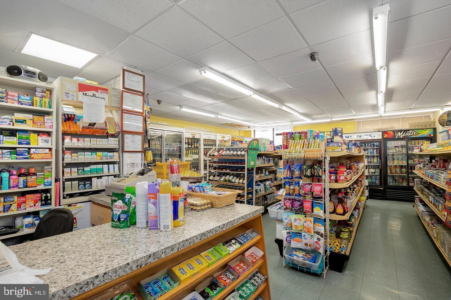 3705 S GEORGE MASON DR #2617S, FALLS CHURCH, Virginia 22041, 2 Bedrooms Bedrooms, 4 Rooms Rooms,2 BathroomsBathrooms,Residential,For sale,3705 S GEORGE MASON DR #2617S,VAFX2273044 MLS # VAFX2273044