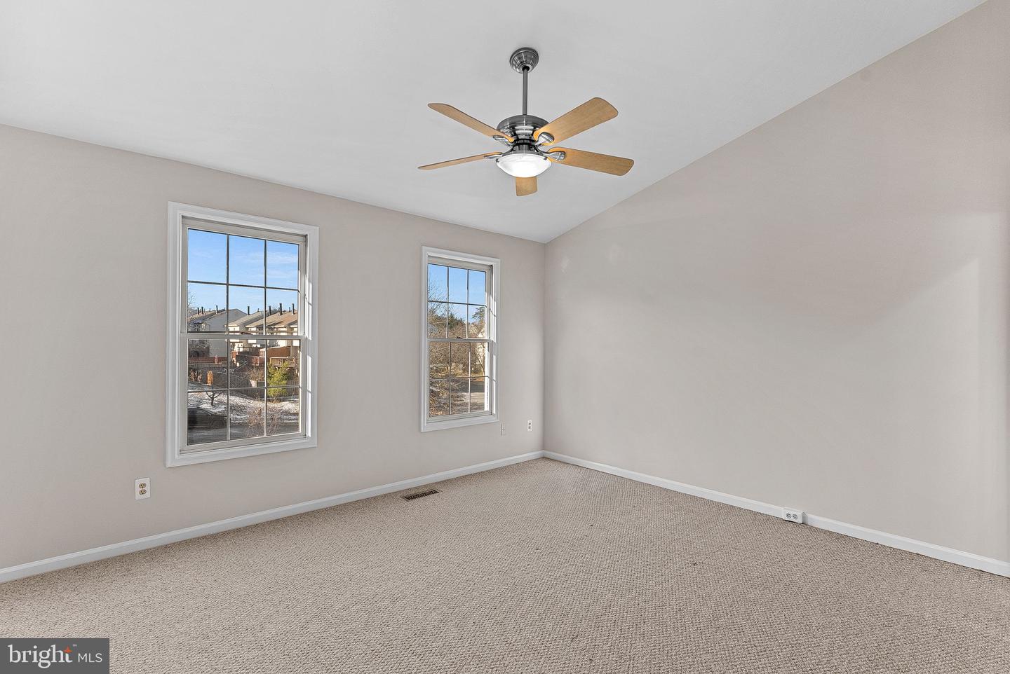 21922 GREENTREE TER, STERLING, Virginia 20164, 3 Bedrooms Bedrooms, ,2 BathroomsBathrooms,Residential,For sale,21922 GREENTREE TER,VALO2108774 MLS # VALO2108774 21922 GREENTREE TER, STERLING, Virginia 20164, 3 Bedrooms Bedrooms, ,2 BathroomsBathrooms,Residential,For sale,21922 GREENTREE TER,VALO2108774 MLS # VALO2108774