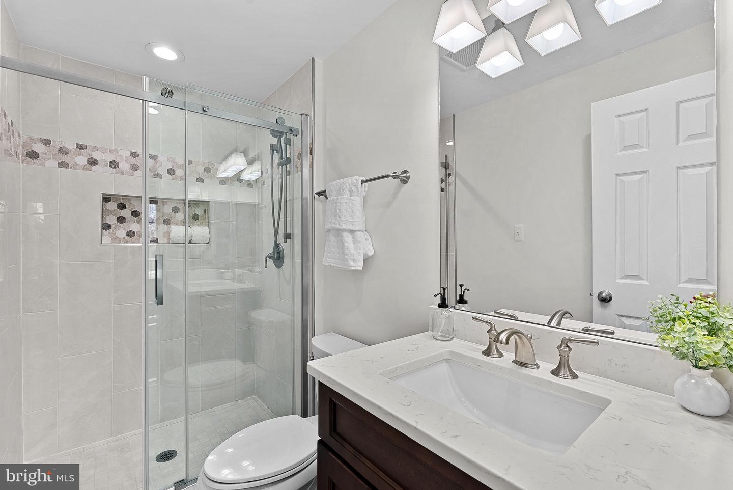 21922 GREENTREE TER, STERLING, Virginia 20164, 3 Bedrooms Bedrooms, ,2 BathroomsBathrooms,Residential,For sale,21922 GREENTREE TER,VALO2108774 MLS # VALO2108774 21922 GREENTREE TER, STERLING, Virginia 20164, 3 Bedrooms Bedrooms, ,2 BathroomsBathrooms,Residential,For sale,21922 GREENTREE TER,VALO2108774 MLS # VALO2108774