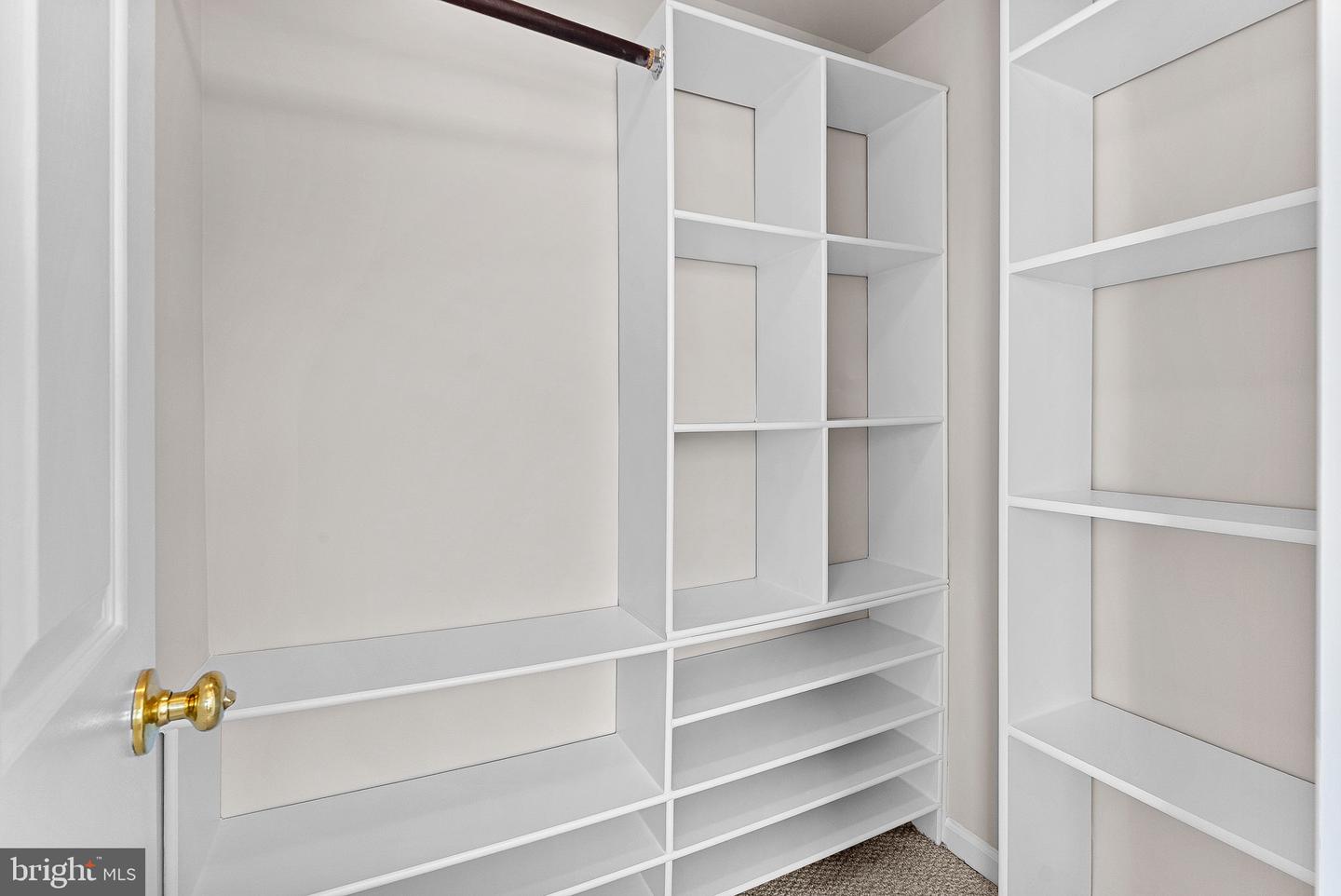 21922 GREENTREE TER, STERLING, Virginia 20164, 3 Bedrooms Bedrooms, ,2 BathroomsBathrooms,Residential,For sale,21922 GREENTREE TER,VALO2108774 MLS # VALO2108774 21922 GREENTREE TER, STERLING, Virginia 20164, 3 Bedrooms Bedrooms, ,2 BathroomsBathrooms,Residential,For sale,21922 GREENTREE TER,VALO2108774 MLS # VALO2108774