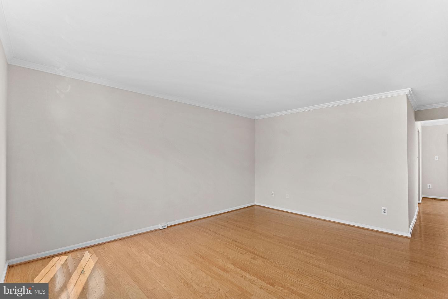 21922 GREENTREE TER, STERLING, Virginia 20164, 3 Bedrooms Bedrooms, ,2 BathroomsBathrooms,Residential,For sale,21922 GREENTREE TER,VALO2108774 MLS # VALO2108774 21922 GREENTREE TER, STERLING, Virginia 20164, 3 Bedrooms Bedrooms, ,2 BathroomsBathrooms,Residential,For sale,21922 GREENTREE TER,VALO2108774 MLS # VALO2108774