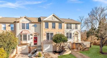 21922 GREENTREE TER, STERLING, Virginia 20164, 3 Bedrooms Bedrooms, ,2 BathroomsBathrooms,Residential,For sale,21922 GREENTREE TER,VALO2108774 MLS # VALO2108774