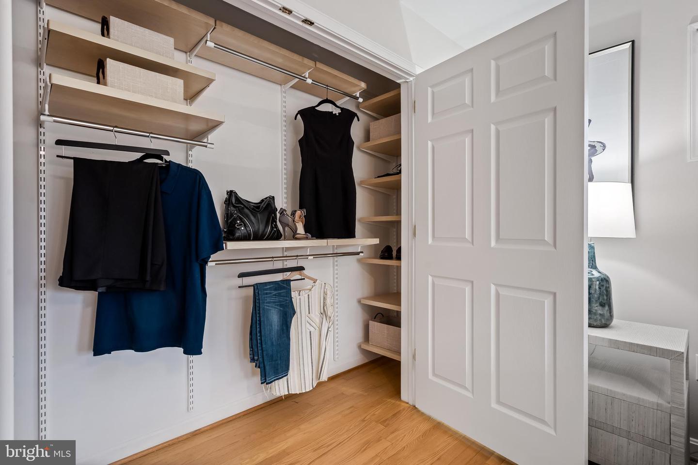 1429 IRONWOOD DR, MCLEAN, Virginia 22101, 5 Bedrooms Bedrooms, 8 Rooms Rooms,3 BathroomsBathrooms,Residential,For sale,1429 IRONWOOD DR,VAFX2274384 MLS # VAFX2274384 1429 IRONWOOD DR, MCLEAN, Virginia 22101, 5 Bedrooms Bedrooms, 8 Rooms Rooms,3 BathroomsBathrooms,Residential,For sale,1429 IRONWOOD DR,VAFX2274384 MLS # VAFX2274384