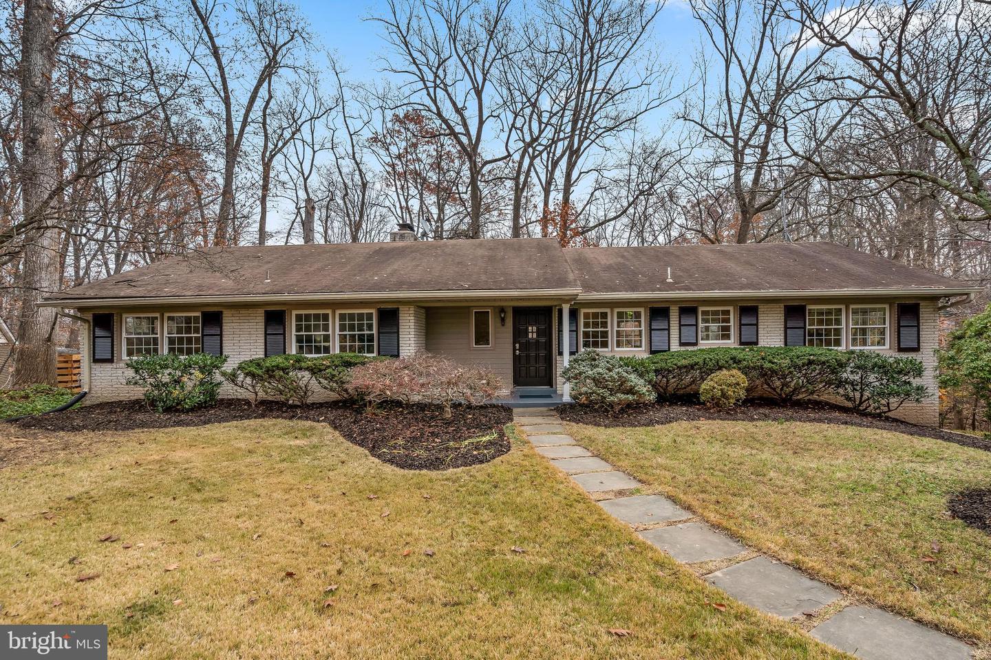 1429 IRONWOOD DR, MCLEAN, Virginia 22101, 5 Bedrooms Bedrooms, 8 Rooms Rooms,3 BathroomsBathrooms,Residential,For sale,1429 IRONWOOD DR,VAFX2274384 MLS # VAFX2274384 1429 IRONWOOD DR, MCLEAN, Virginia 22101, 5 Bedrooms Bedrooms, 8 Rooms Rooms,3 BathroomsBathrooms,Residential,For sale,1429 IRONWOOD DR,VAFX2274384 MLS # VAFX2274384