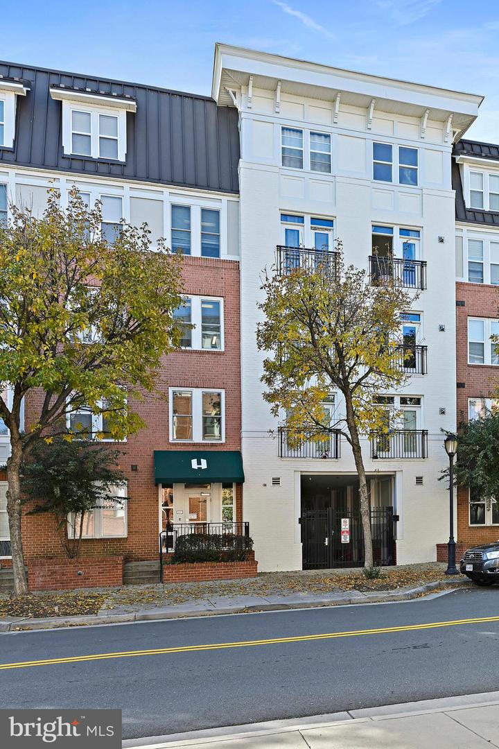 2665 PROSPERITY AVE #345, FAIRFAX, Virginia 22031, 1 Bedroom Bedrooms, ,1 BathroomBathrooms,Residential,For sale,2665 PROSPERITY AVE #345,VAFX2275424 MLS # VAFX2275424