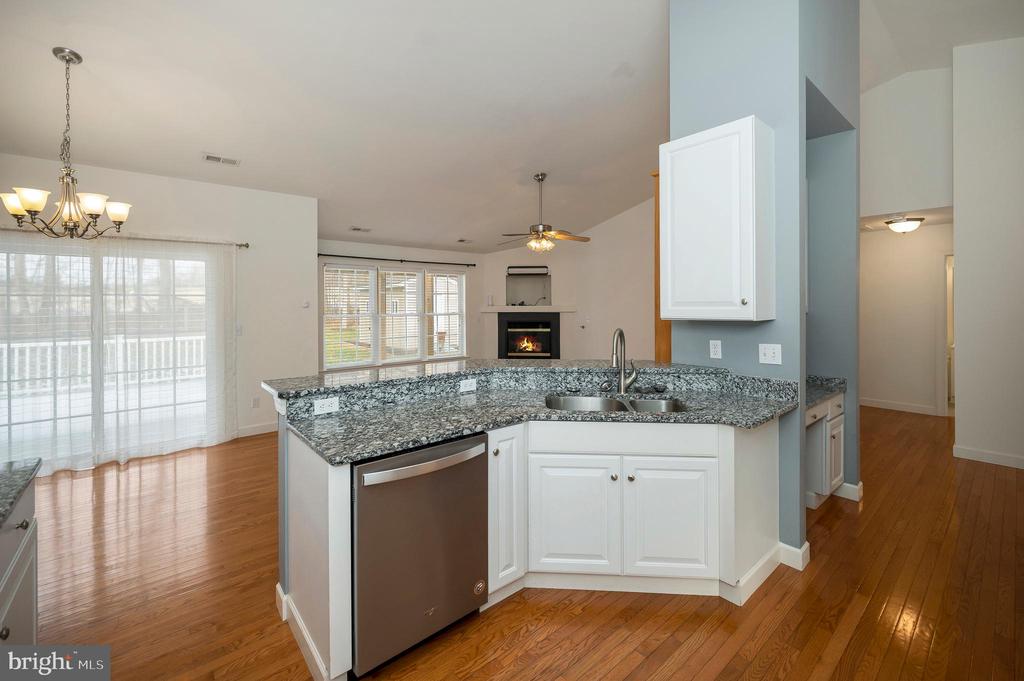 210 SAYLERS CREEK RD, LOCUST GROVE, Virginia 22508, 3 Bedrooms Bedrooms, ,2 BathroomsBathrooms,Residential,210 SAYLERS CREEK RD,VAOR2012980 MLS # VAOR2012980