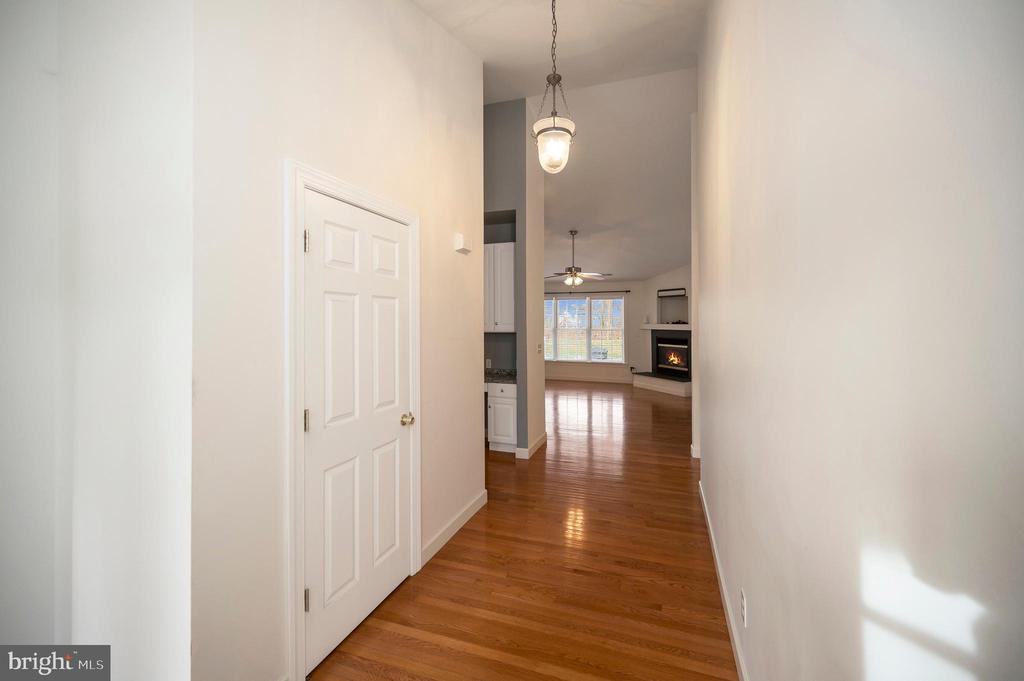 210 SAYLERS CREEK RD, LOCUST GROVE, Virginia 22508, 3 Bedrooms Bedrooms, ,2 BathroomsBathrooms,Residential,210 SAYLERS CREEK RD,VAOR2012980 MLS # VAOR2012980