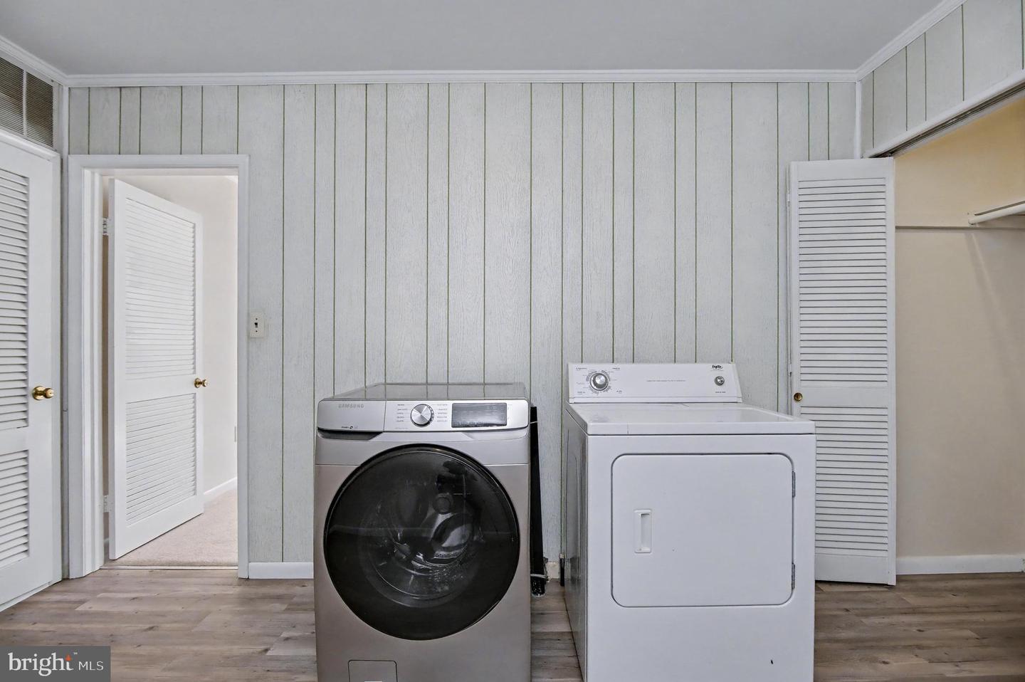 4026 WALTERS CT, FAIRFAX, Virginia 22030, 3 Bedrooms Bedrooms, ,2 BathroomsBathrooms,Residential,For sale,4026 WALTERS CT,VAFC2007232 MLS # VAFC2007232