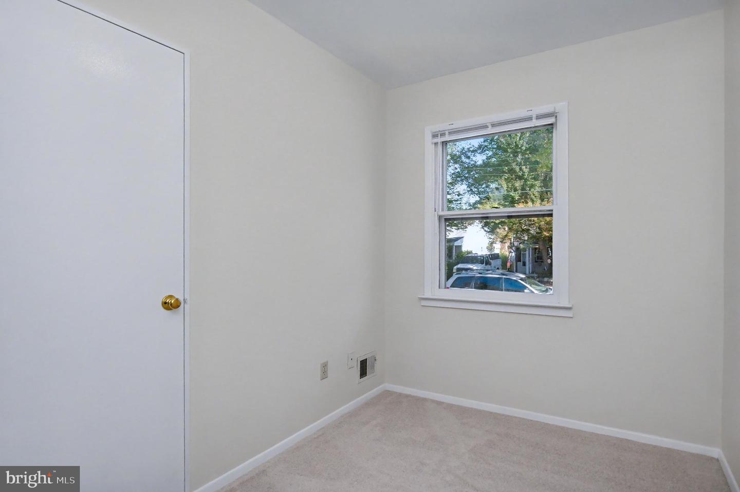 4026 WALTERS CT, FAIRFAX, Virginia 22030, 3 Bedrooms Bedrooms, ,2 BathroomsBathrooms,Residential,For sale,4026 WALTERS CT,VAFC2007232 MLS # VAFC2007232