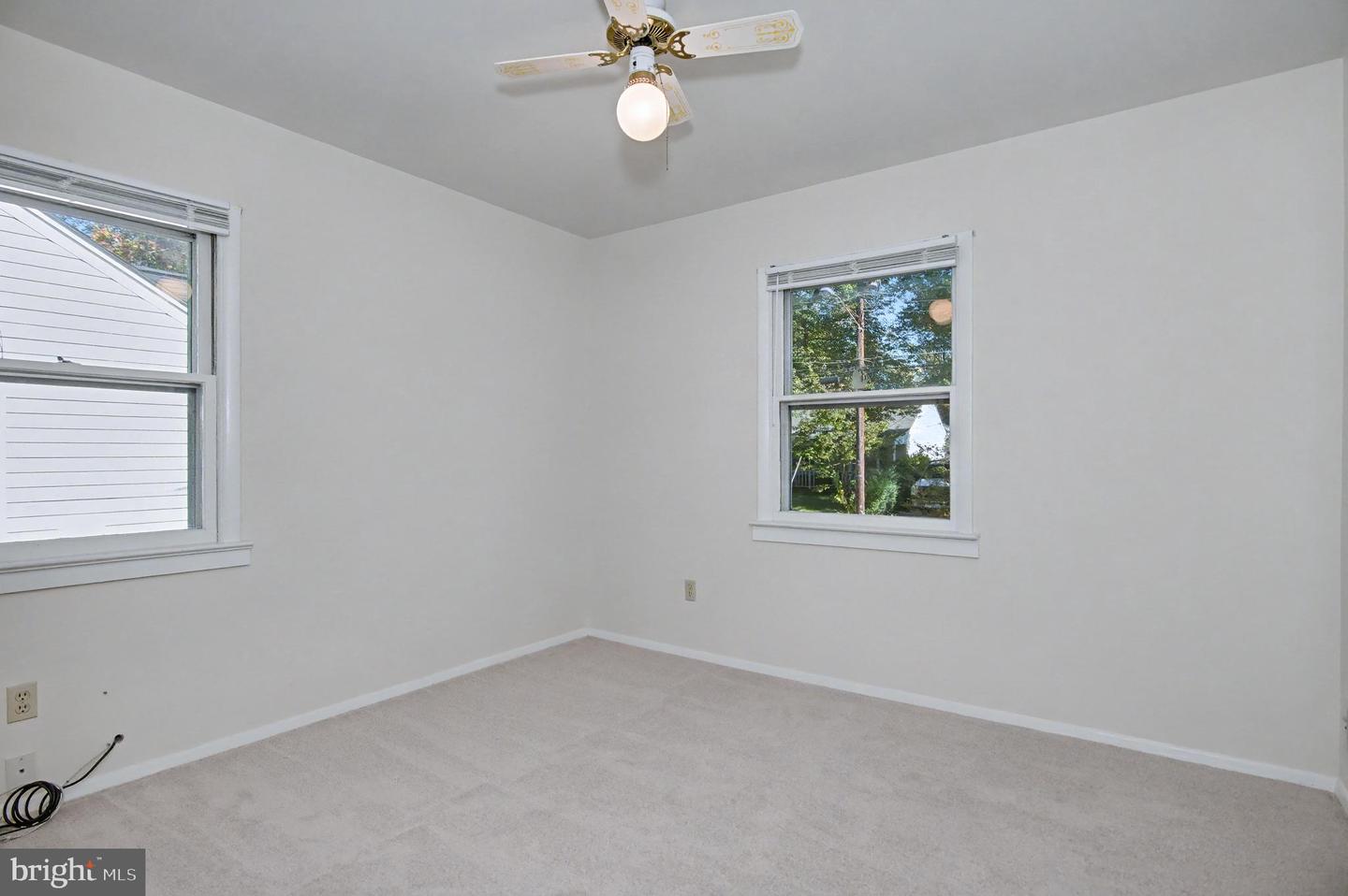 4026 WALTERS CT, FAIRFAX, Virginia 22030, 3 Bedrooms Bedrooms, ,2 BathroomsBathrooms,Residential,For sale,4026 WALTERS CT,VAFC2007232 MLS # VAFC2007232