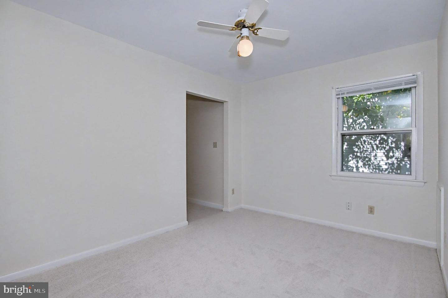 4026 WALTERS CT, FAIRFAX, Virginia 22030, 3 Bedrooms Bedrooms, ,2 BathroomsBathrooms,Residential,For sale,4026 WALTERS CT,VAFC2007232 MLS # VAFC2007232