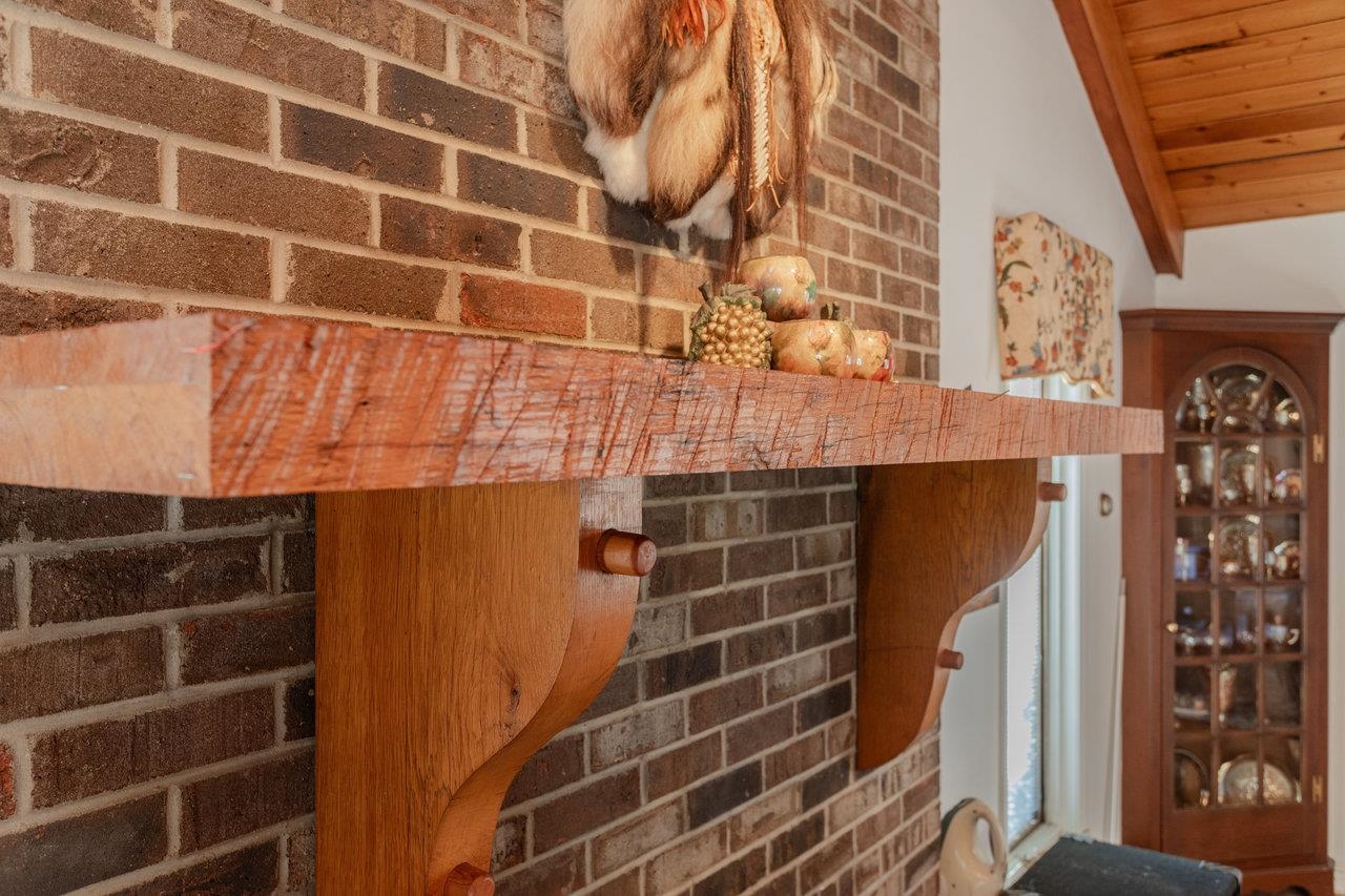 8217 SOUTH EAST SIDE HWY, ELKTON, Virginia 22827, 5 Bedrooms Bedrooms, ,4 BathroomsBathrooms,Residential,8217 SOUTH EAST SIDE HWY,671949 MLS # 671949