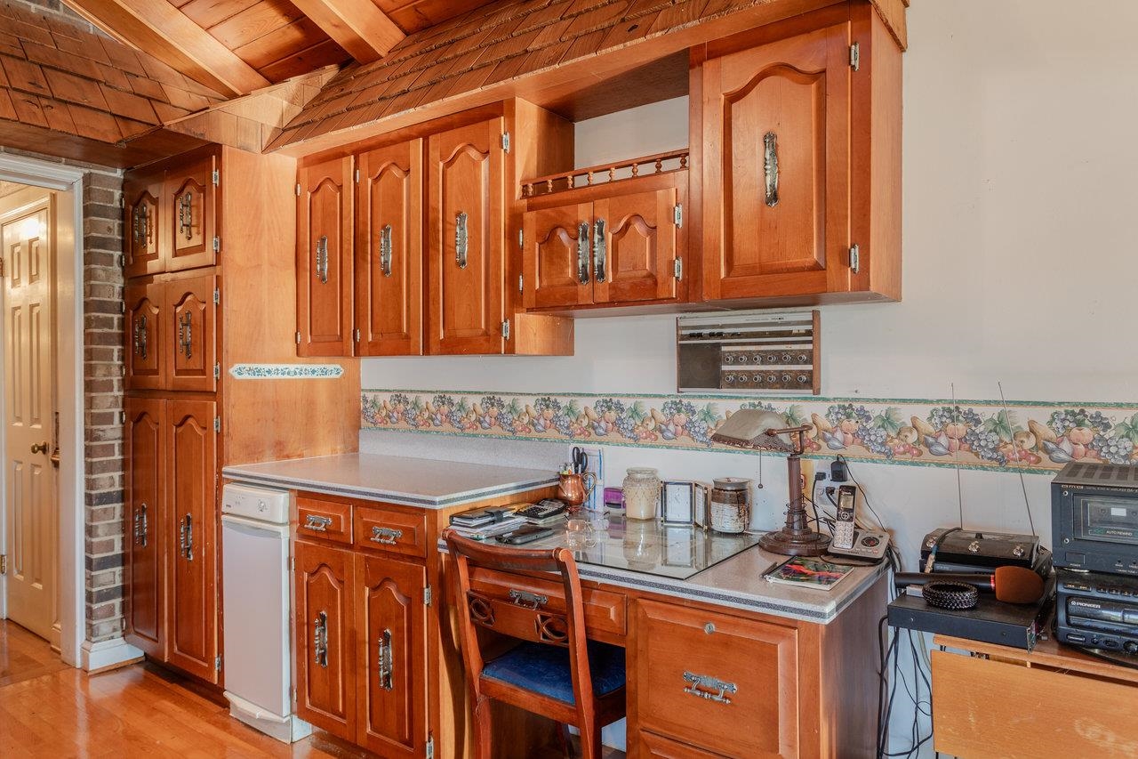 8217 SOUTH EAST SIDE HWY, ELKTON, Virginia 22827, 5 Bedrooms Bedrooms, ,4 BathroomsBathrooms,Residential,8217 SOUTH EAST SIDE HWY,671949 MLS # 671949