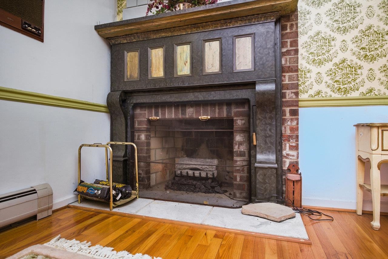 8217 SOUTH EAST SIDE HWY, ELKTON, Virginia 22827, 5 Bedrooms Bedrooms, ,4 BathroomsBathrooms,Residential,8217 SOUTH EAST SIDE HWY,671949 MLS # 671949