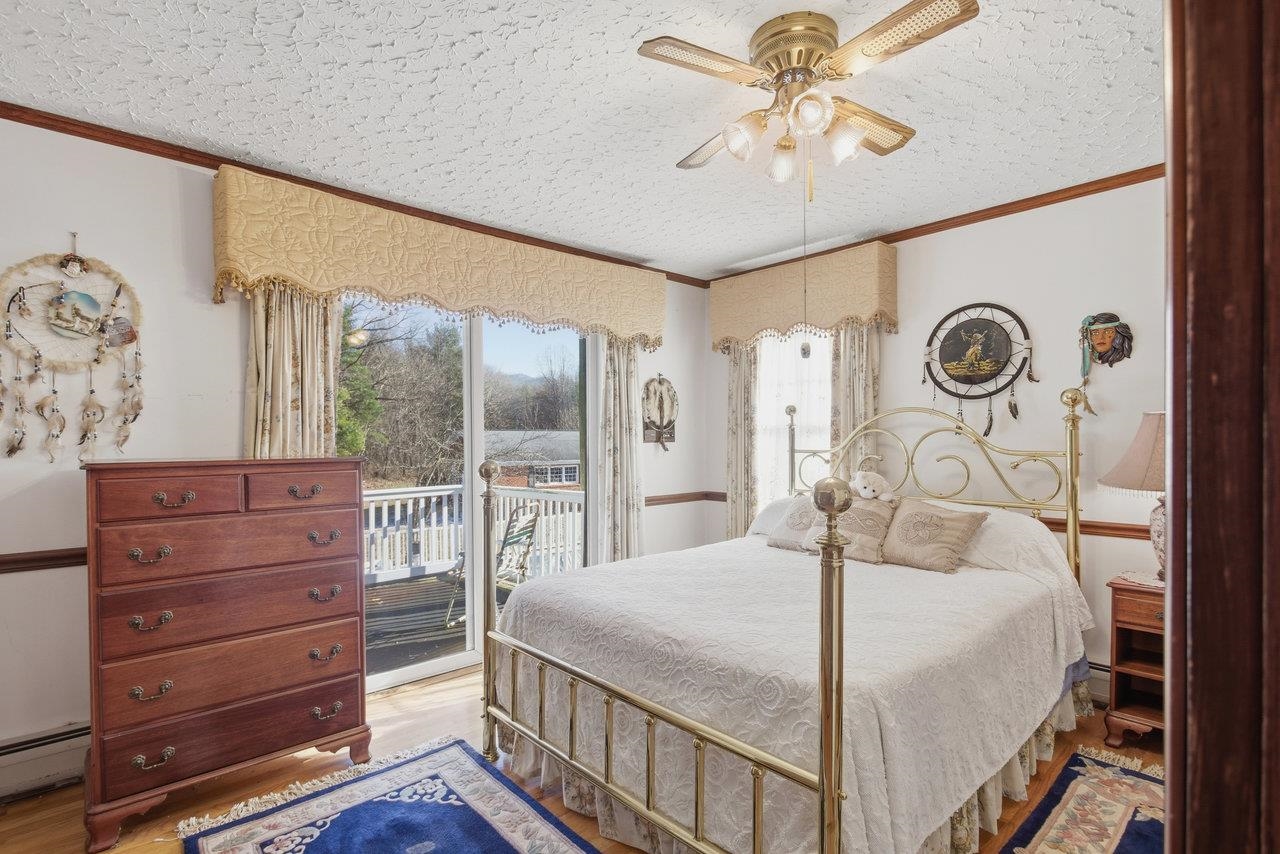 8217 SOUTH EAST SIDE HWY, ELKTON, Virginia 22827, 5 Bedrooms Bedrooms, ,4 BathroomsBathrooms,Residential,8217 SOUTH EAST SIDE HWY,671949 MLS # 671949