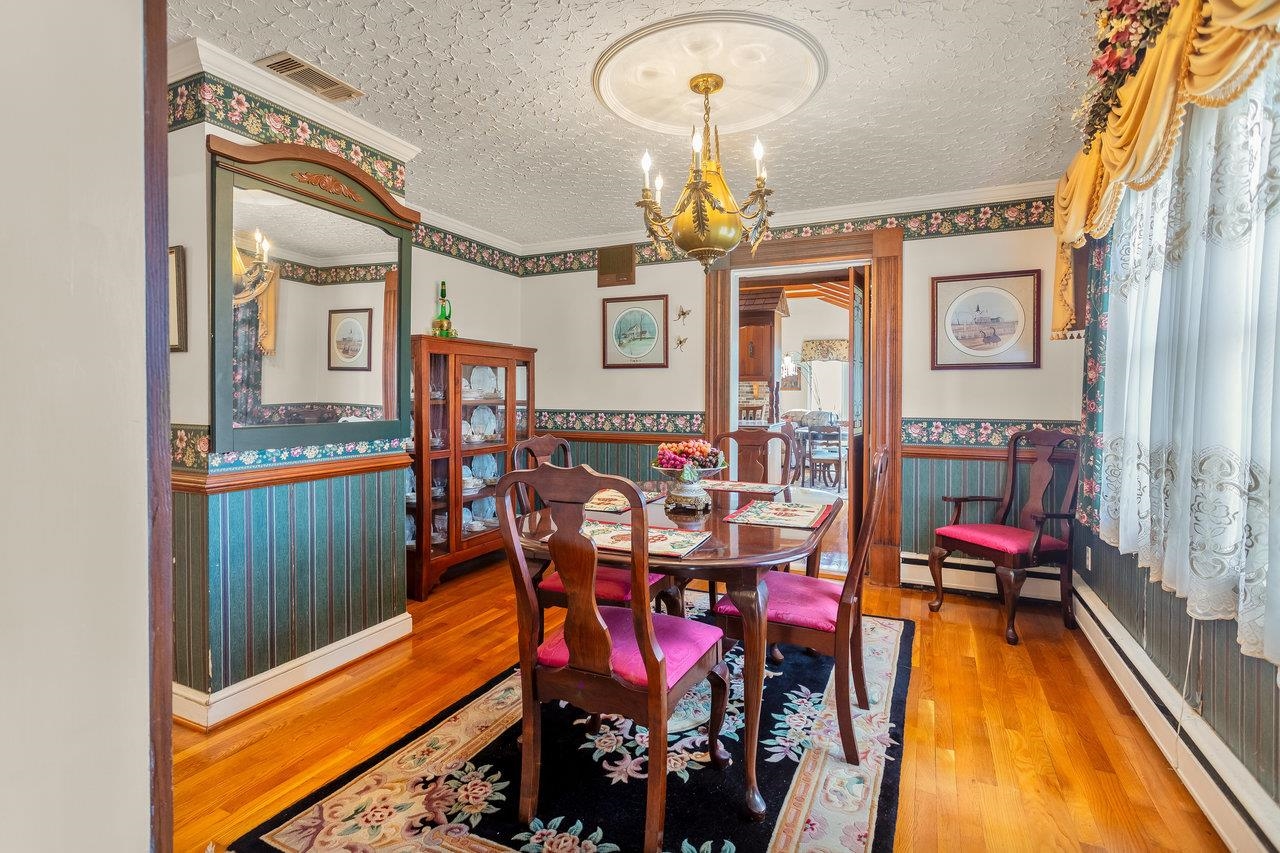 8217 SOUTH EAST SIDE HWY, ELKTON, Virginia 22827, 5 Bedrooms Bedrooms, ,4 BathroomsBathrooms,Residential,8217 SOUTH EAST SIDE HWY,671949 MLS # 671949