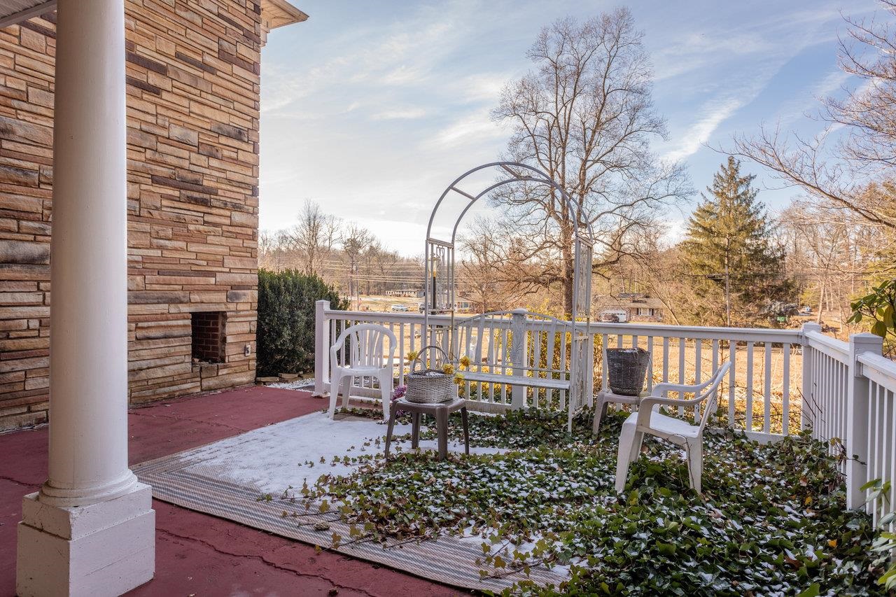 8217 SOUTH EAST SIDE HWY, ELKTON, Virginia 22827, 5 Bedrooms Bedrooms, ,4 BathroomsBathrooms,Residential,8217 SOUTH EAST SIDE HWY,671949 MLS # 671949