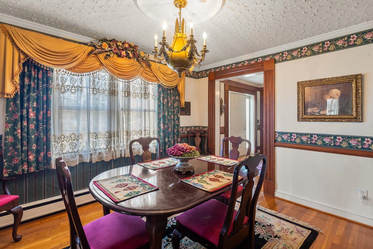 8217 SOUTH EAST SIDE HWY, ELKTON, Virginia 22827, 5 Bedrooms Bedrooms, ,4 BathroomsBathrooms,Residential,8217 SOUTH EAST SIDE HWY,671949 MLS # 671949