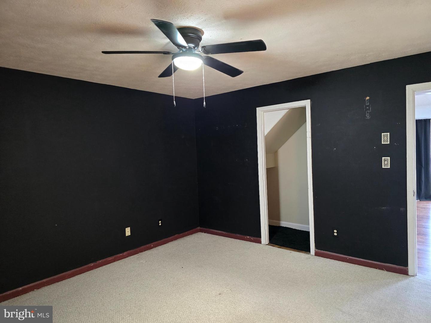 114 WOODYS PL, WINCHESTER, Virginia 22602, 3 Bedrooms Bedrooms, 8 Rooms Rooms,2 BathroomsBathrooms,Residential,For sale,114 WOODYS PL,VAFV2037988 MLS # VAFV2037988