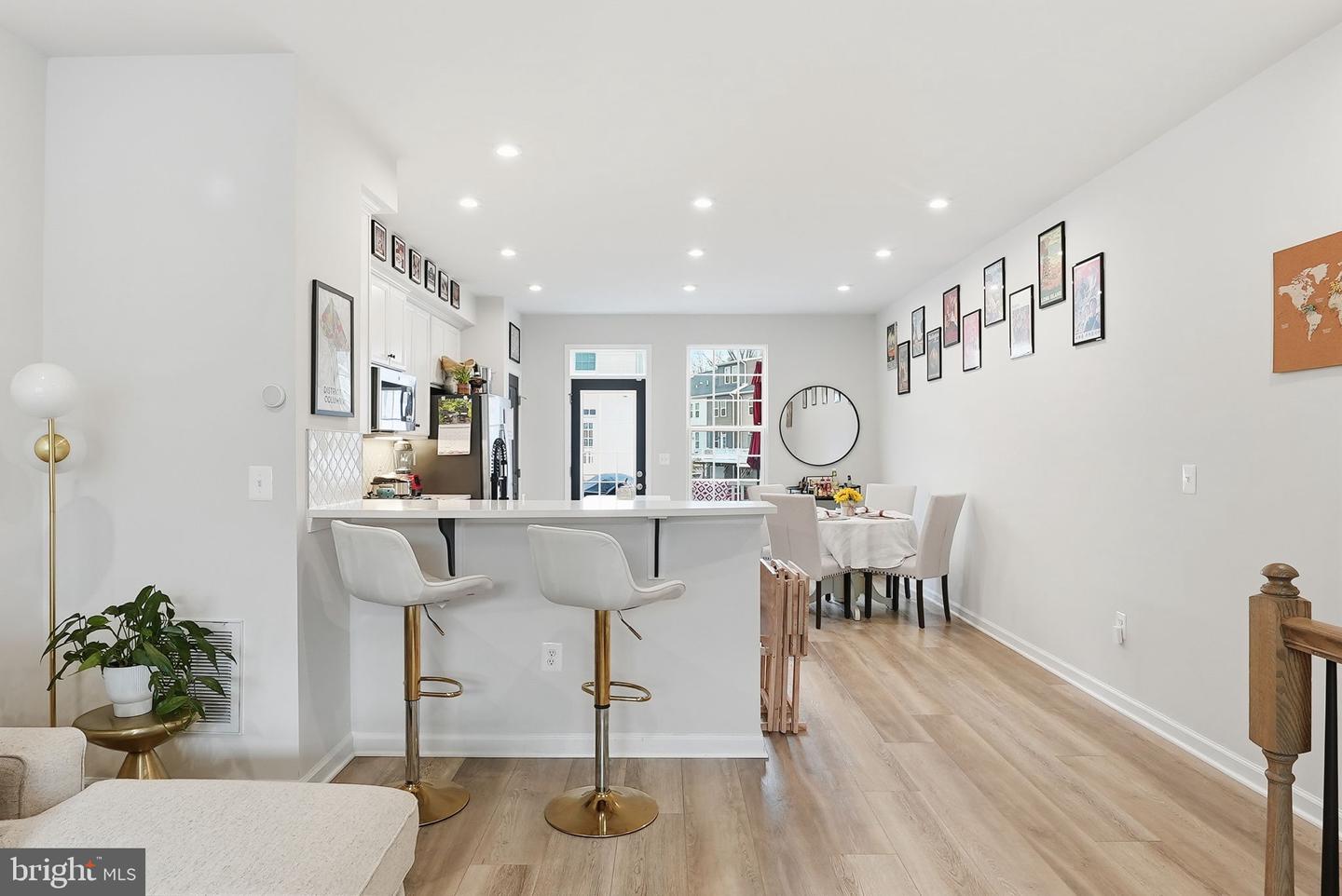 18363 REAPER HILL CT, TRIANGLE, Virginia 22172, 3 Bedrooms Bedrooms, ,3 BathroomsBathrooms,Residential,For sale,18363 REAPER HILL CT,VAPW2107638 MLS # VAPW2107638 18363 REAPER HILL CT, TRIANGLE, Virginia 22172, 3 Bedrooms Bedrooms, ,3 BathroomsBathrooms,Residential,For sale,18363 REAPER HILL CT,VAPW2107638 MLS # VAPW2107638