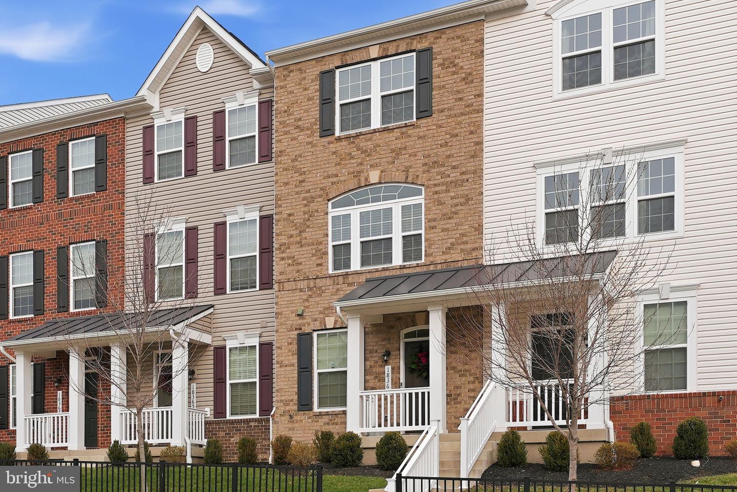 18363 REAPER HILL CT, TRIANGLE, Virginia 22172, 3 Bedrooms Bedrooms, ,3 BathroomsBathrooms,Residential,For sale,18363 REAPER HILL CT,VAPW2107638 MLS # VAPW2107638 18363 REAPER HILL CT, TRIANGLE, Virginia 22172, 3 Bedrooms Bedrooms, ,3 BathroomsBathrooms,Residential,For sale,18363 REAPER HILL CT,VAPW2107638 MLS # VAPW2107638