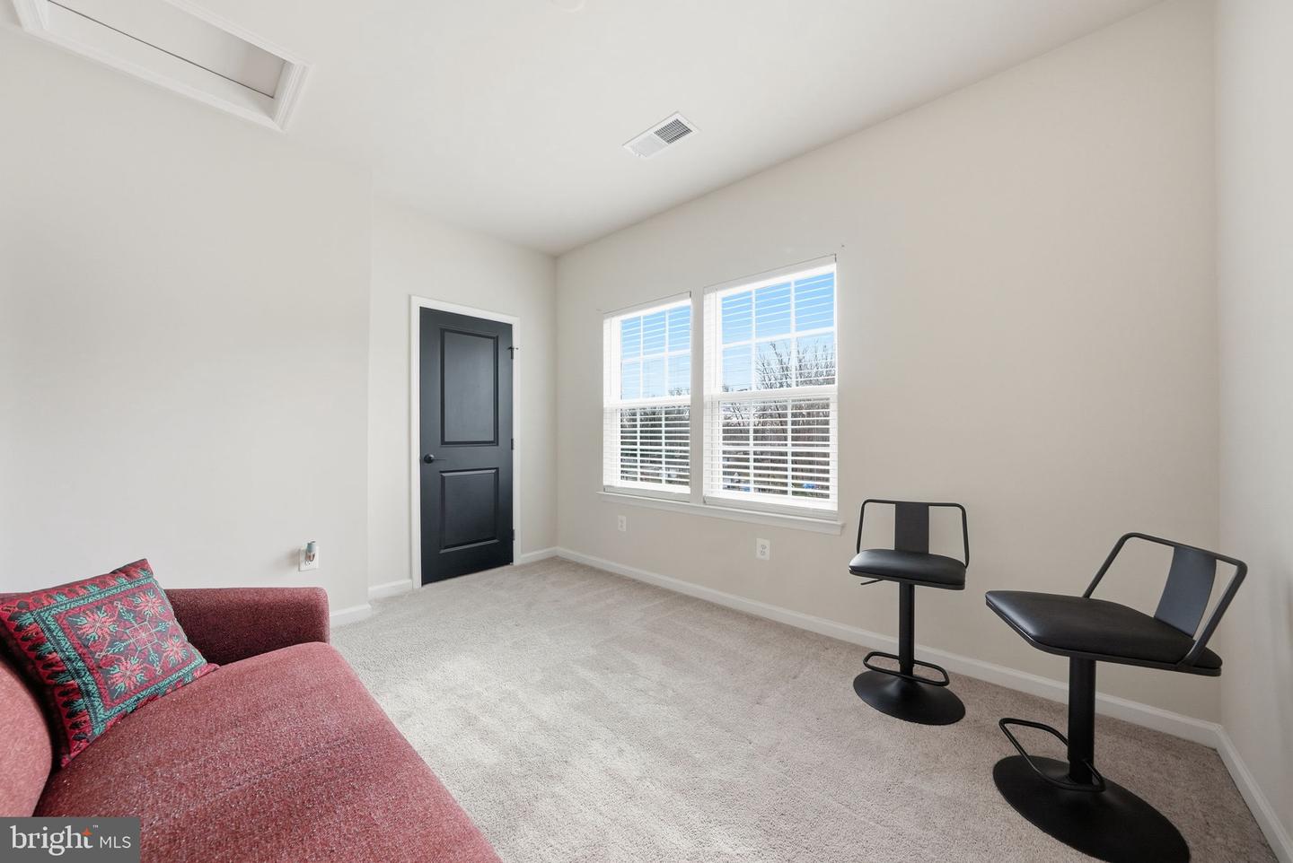 18363 REAPER HILL CT, TRIANGLE, Virginia 22172, 3 Bedrooms Bedrooms, ,3 BathroomsBathrooms,Residential,For sale,18363 REAPER HILL CT,VAPW2107638 MLS # VAPW2107638 18363 REAPER HILL CT, TRIANGLE, Virginia 22172, 3 Bedrooms Bedrooms, ,3 BathroomsBathrooms,Residential,For sale,18363 REAPER HILL CT,VAPW2107638 MLS # VAPW2107638